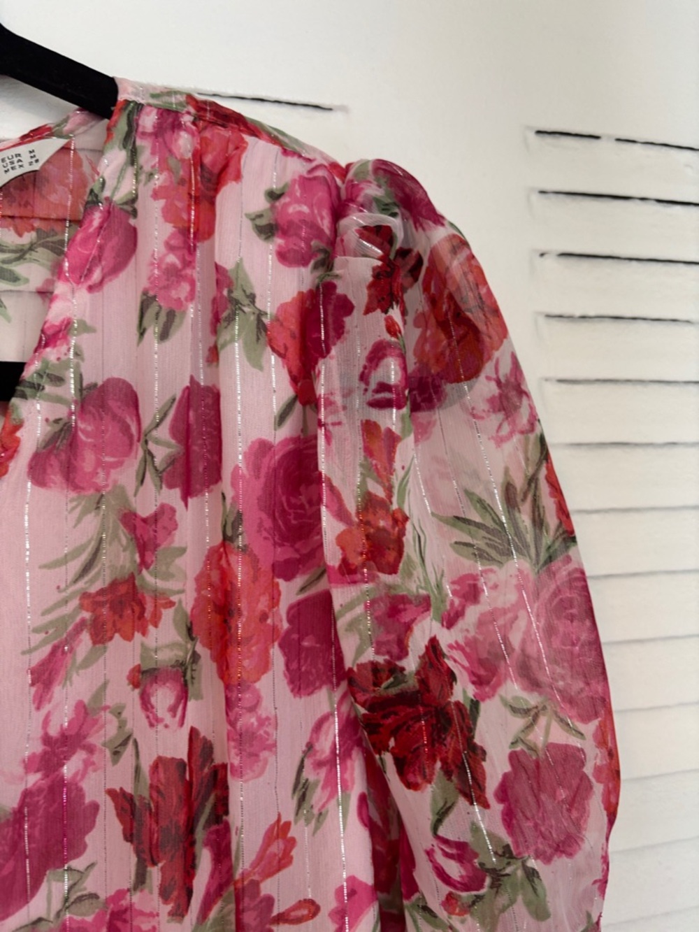 Stradivarius Pink Floral Midi Dress – Puff Sleeves Feminine Chic - Picture 8 of 14